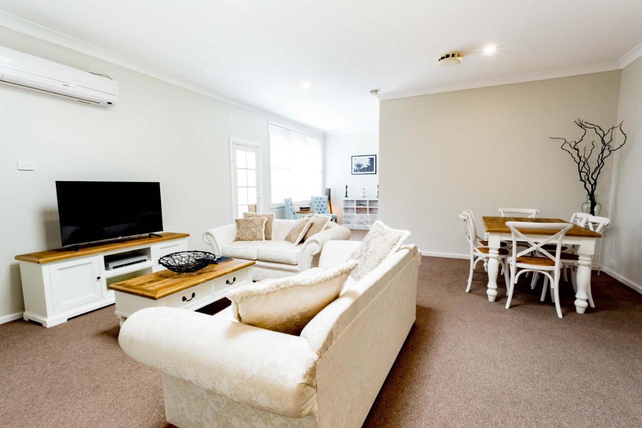 Bundanoon Country Inn Motel מראה חיצוני תמונה